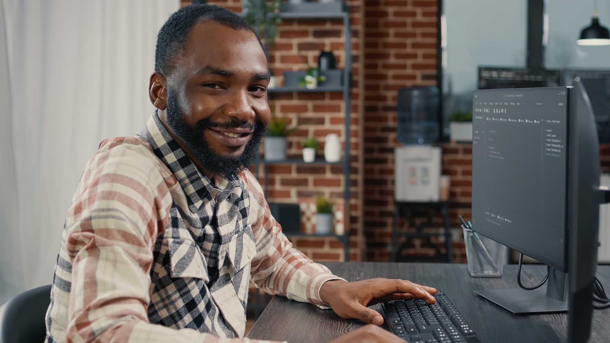 Software engineer at Data Leap Technologies building custom software